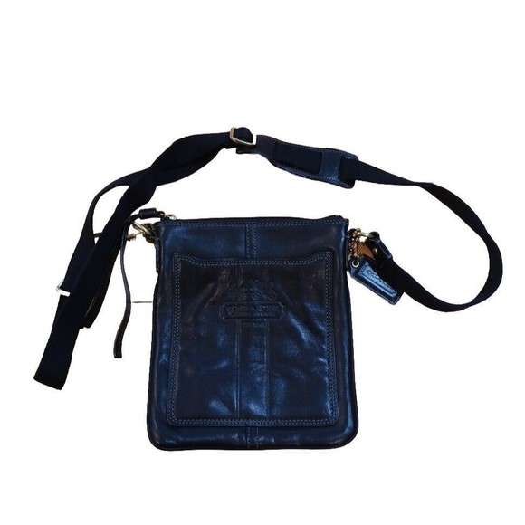 EUC Coach Vintage Authentic 41552 Black Leather Crossbody Bag 8.5 x 7.25 - Picture 1 of 10